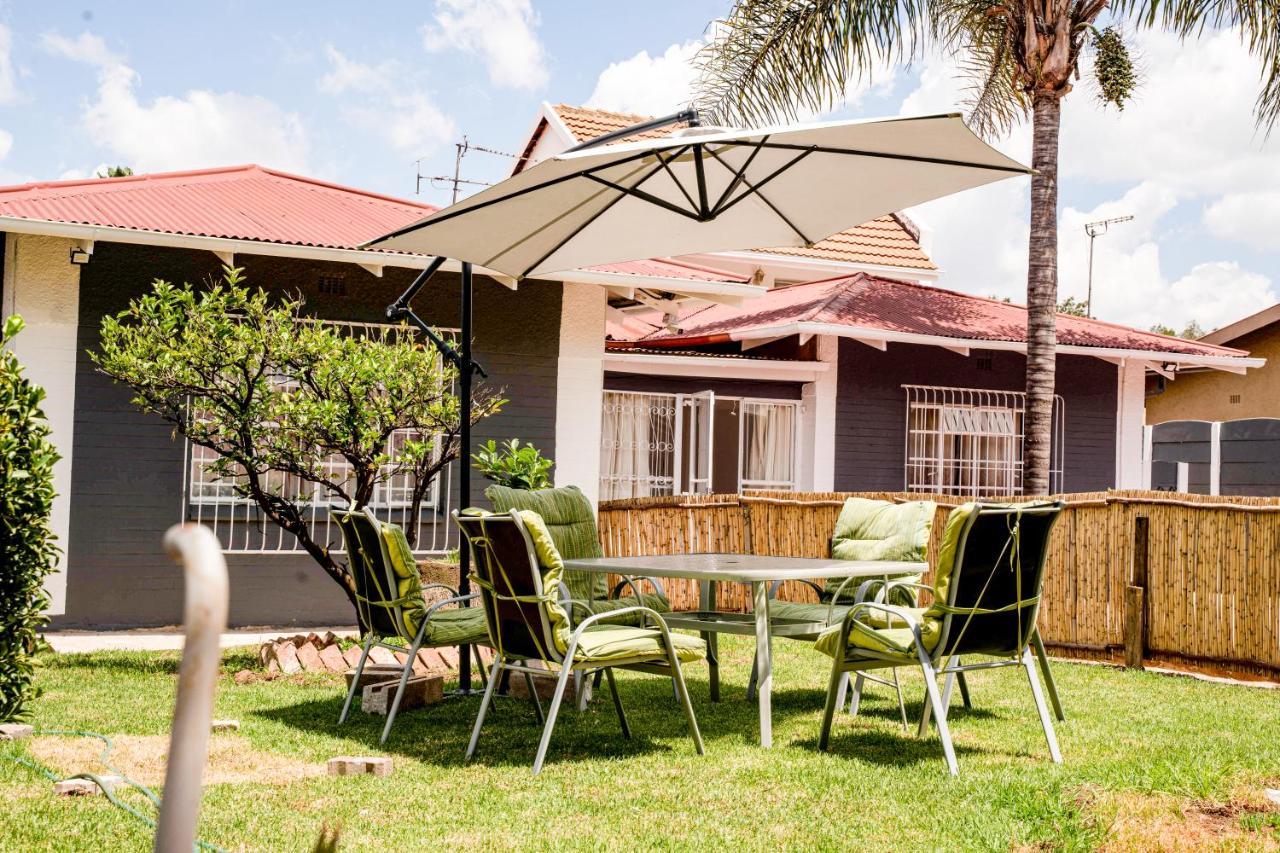 Lancaster Guest House Boksburg Extérieur photo
