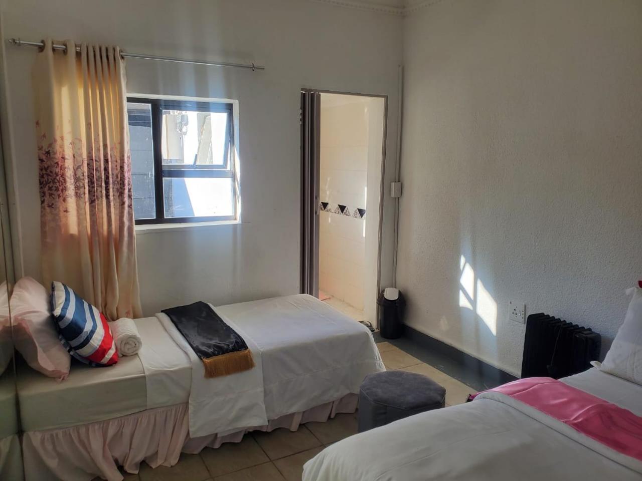 Lancaster Guest House Boksburg Extérieur photo